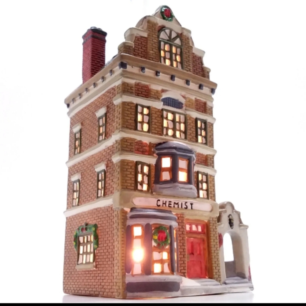 Dickens Collectables 1995 Towne Series Chemist & Tea Shoppe Hand Painted House - Picture 1 of 9